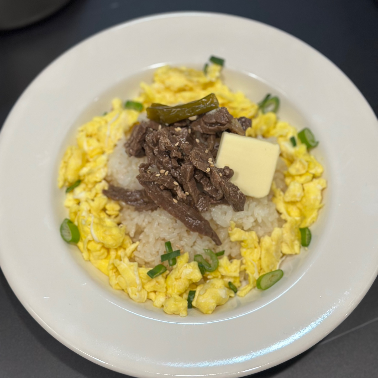 냉장고 속 장조림으로 한그릇 요리 뚝딱! 장조림버터비빔밥 만들기 💛